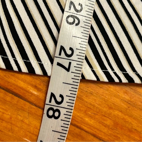 1X Worthington Easy Care Stretch black white & gold stripe button up shirt - Picture 14 of 15